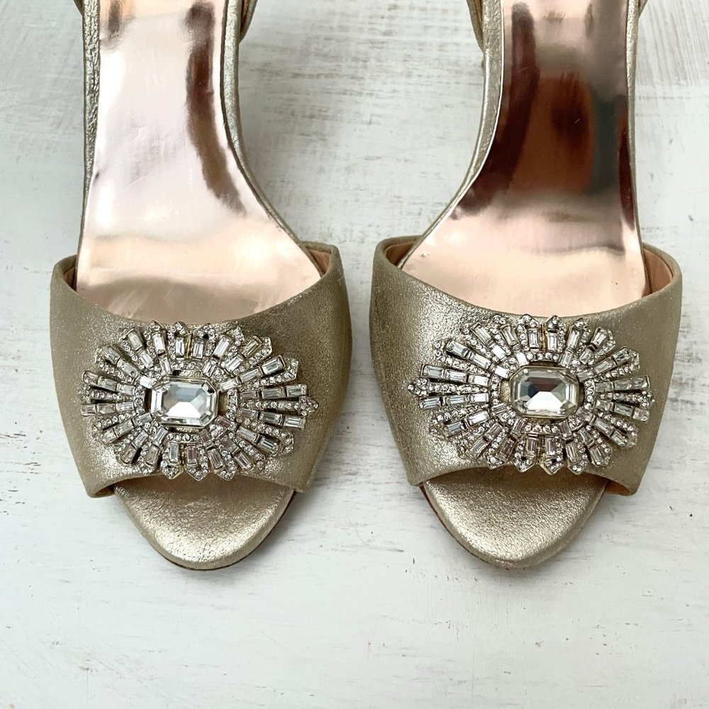 Badgley Mischka Champagne D'Orsay Peep Toe Heels with Rhinestones Size 8 - Picture 4 of 13